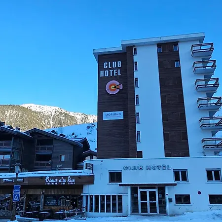1650 -front De Neige Mountain View 7s09 Courchevel