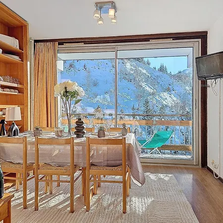 Apartment 1650 -front De Neige Mountain View 7s09 Courchevel